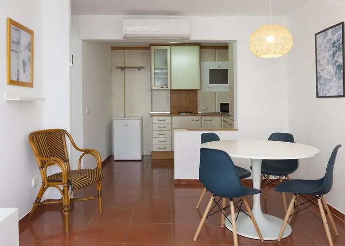 Apartments Mar De Tossa